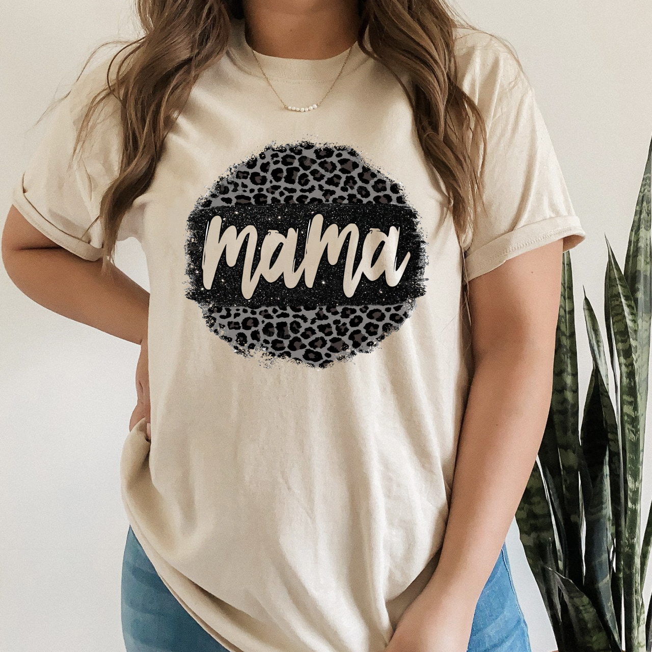 Black Leopard Mama Circle Retro T-Shirt