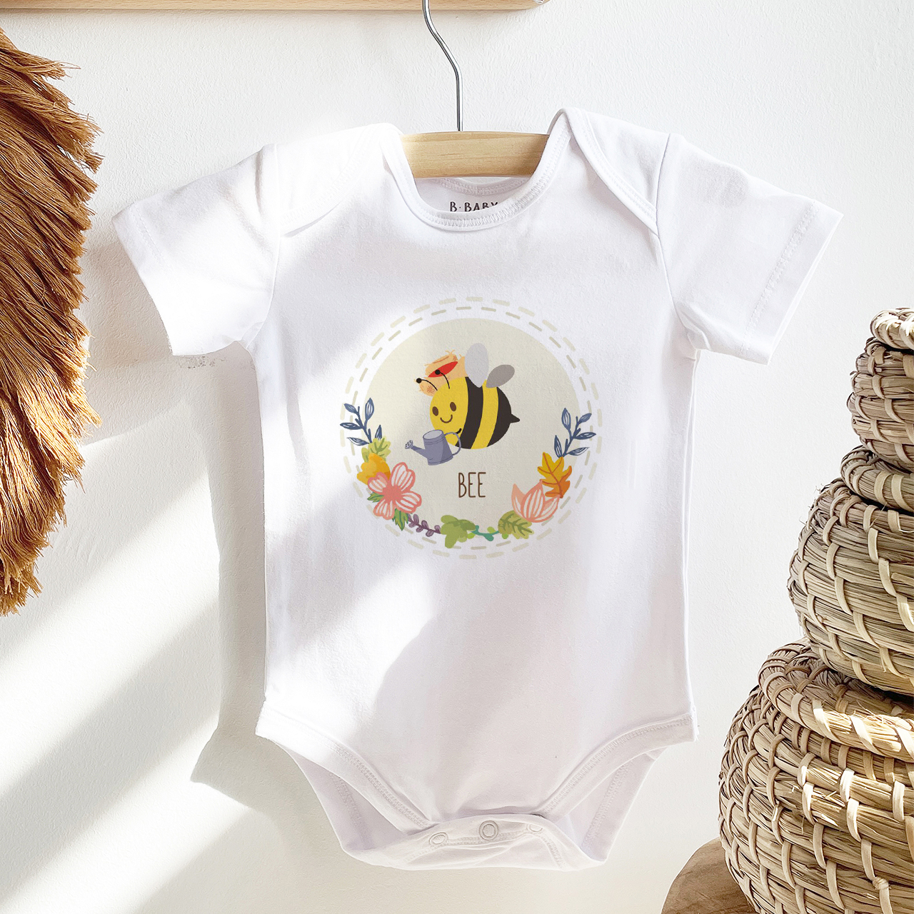 Baby Bodysuit & T-Shirt Bee