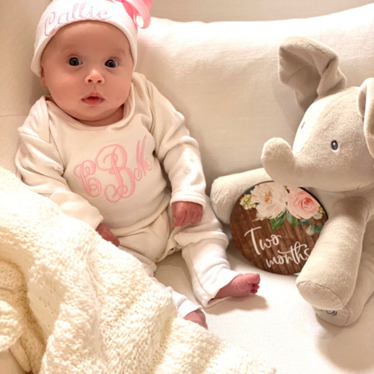 2 Pieces Personalized Baby Girl Pink Bow-Knot Romper