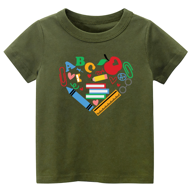 I love school - Children's Heart T-Shirt