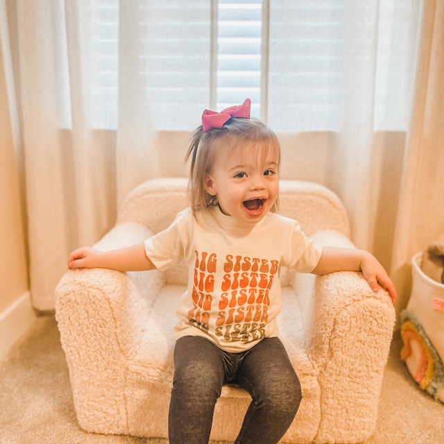 Retro Big Sister Kids T-Shirt