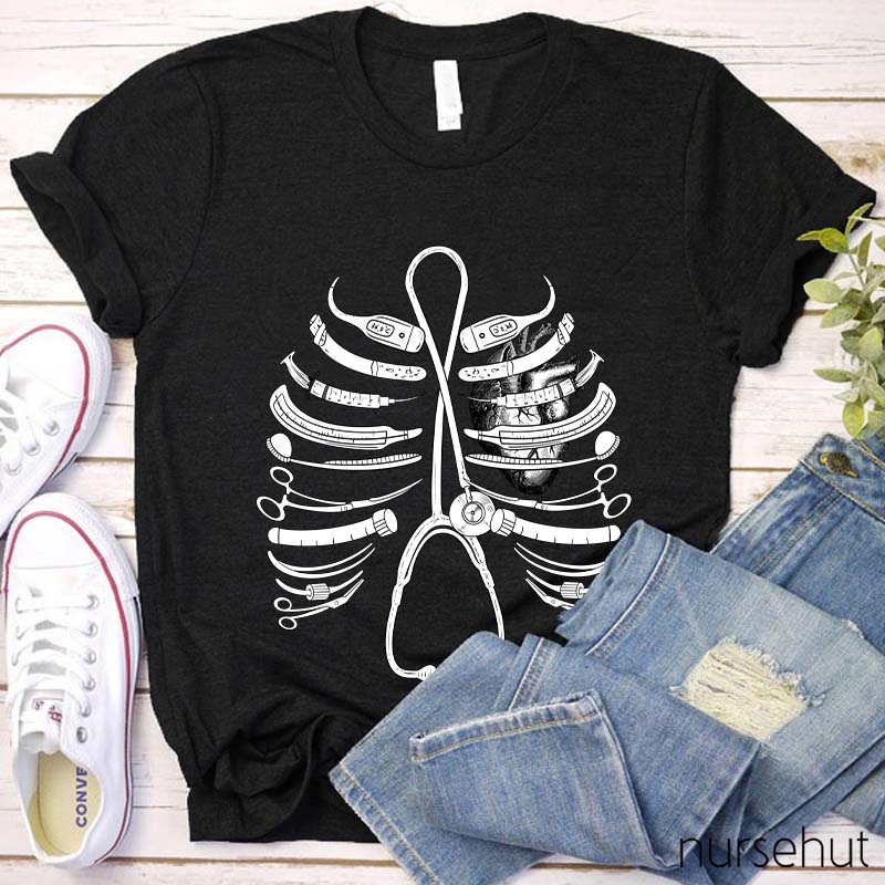 Sternum And Stethoscope Surgical Instruments Nurse T-Shirt