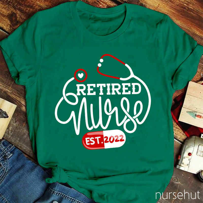 Retired Nurse EST 2022 Nurse T-Shirt