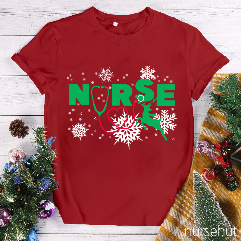 There Will Be A White Christmas Waits Ahead Nurse T-Shirt