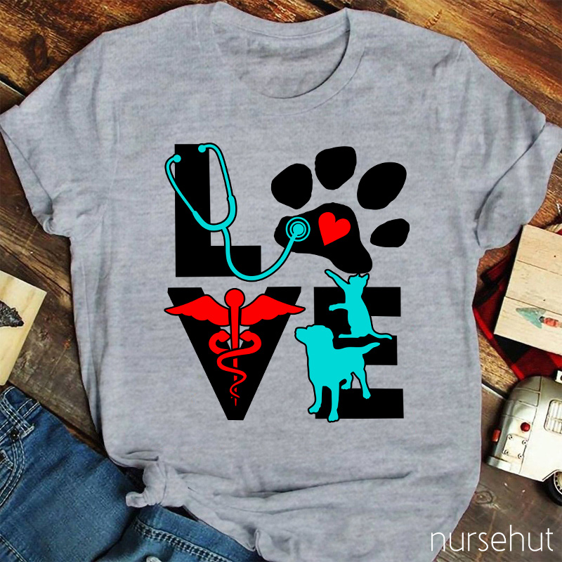 Love Veterinary Cat Dog Stethoscope Nurse T-Shirt