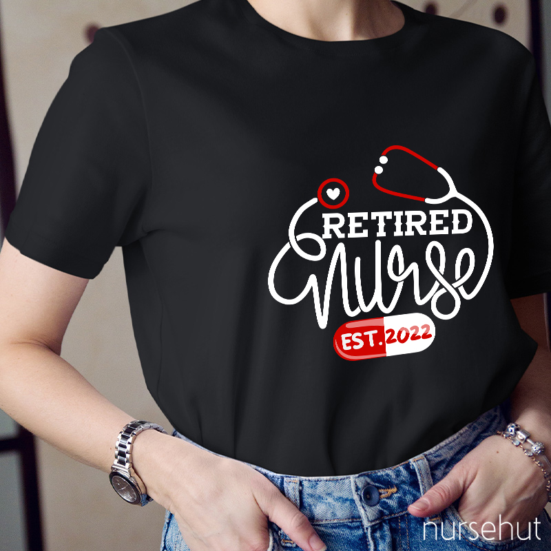 Retired Nurse EST 2022 Nurse T-Shirt