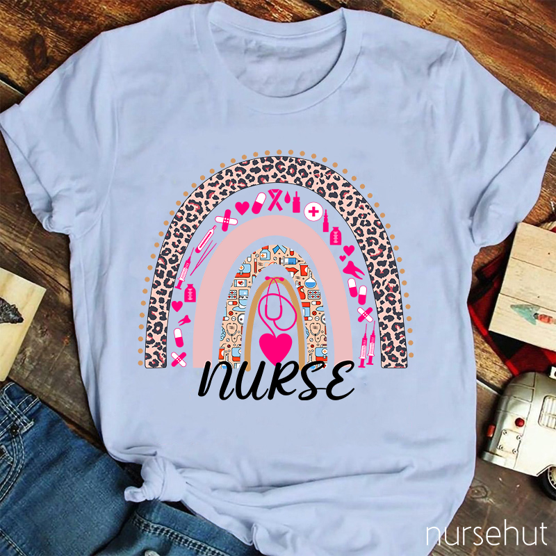 Cute Leopard Print Rainbow Stethoscope Heart Nurseb T-Shirt