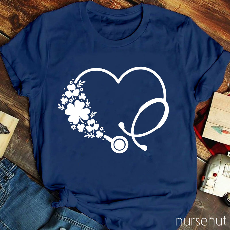 Stethoscope Clover Wreath Nurse T-Shirt