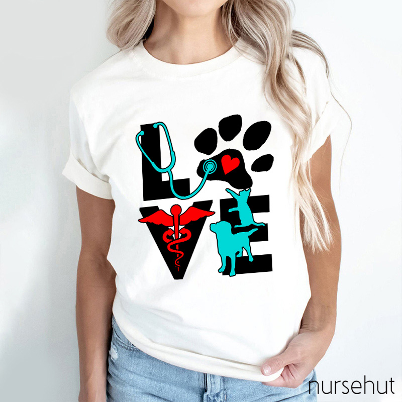 Love Veterinary Cat Dog Stethoscope Nurse T-Shirt