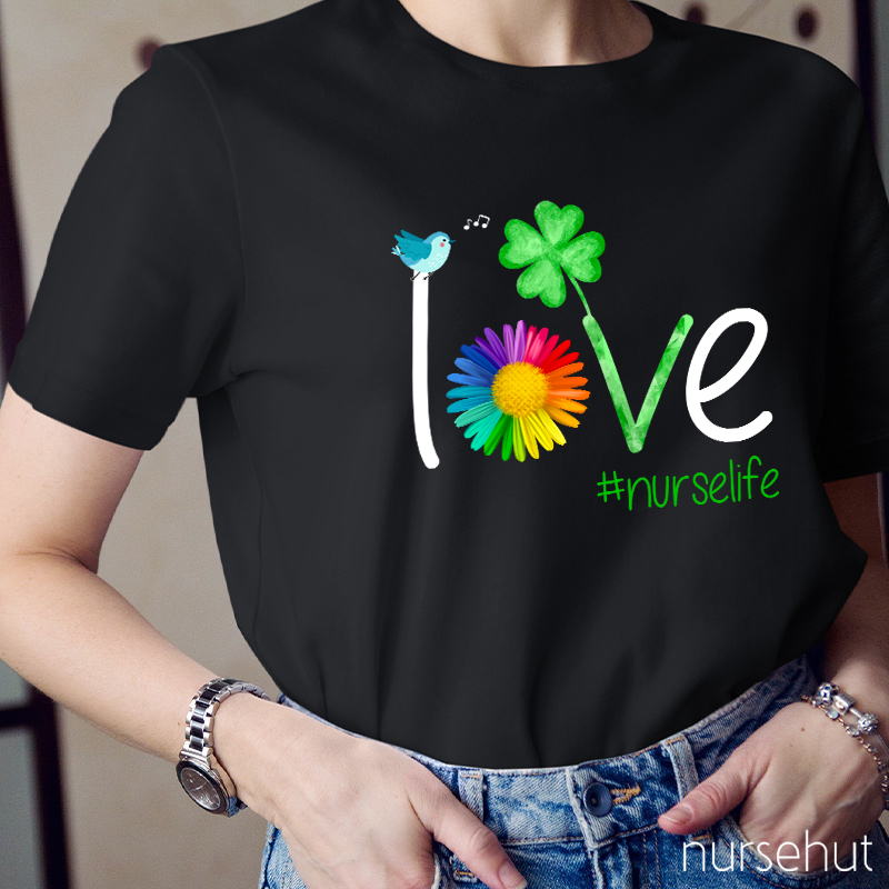 Nurselife Love Clover Nurse T-Shirt