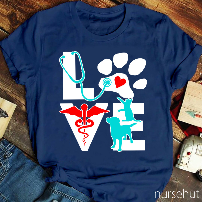 Love Veterinary Cat Dog Stethoscope Nurse T-Shirt