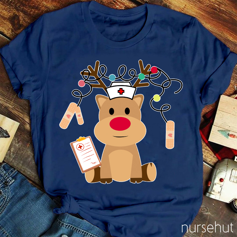 Cute Plush Elk Is Waiting For Christmas To Come Nurse T-Shirt