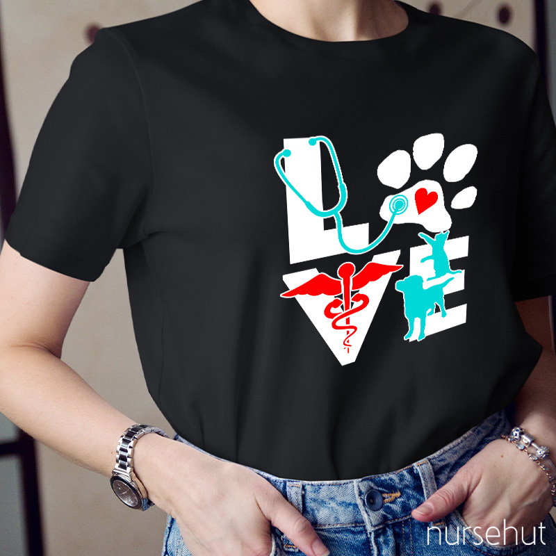 Love Veterinary Cat Dog Stethoscope Nurse T-Shirt