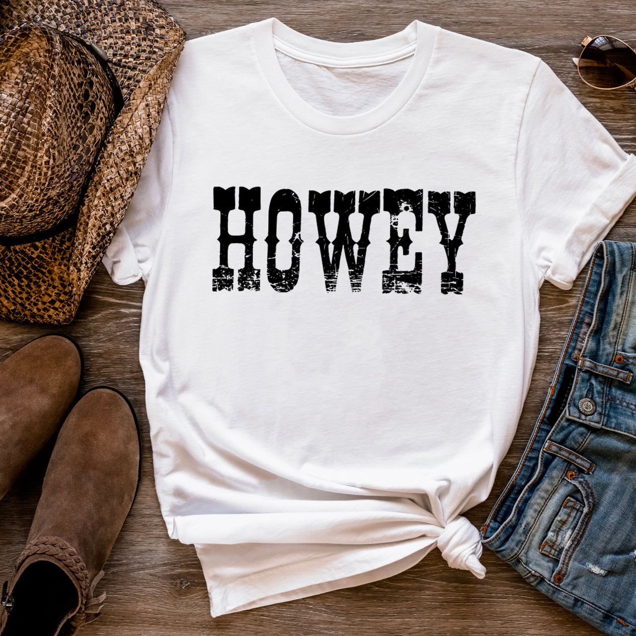 Howdy Western Graphic Tee