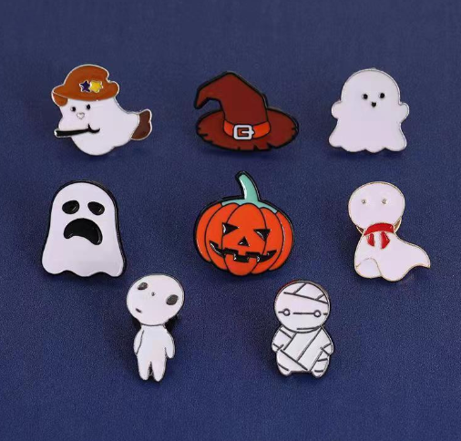 Halloween Horror Night Series Pin Set