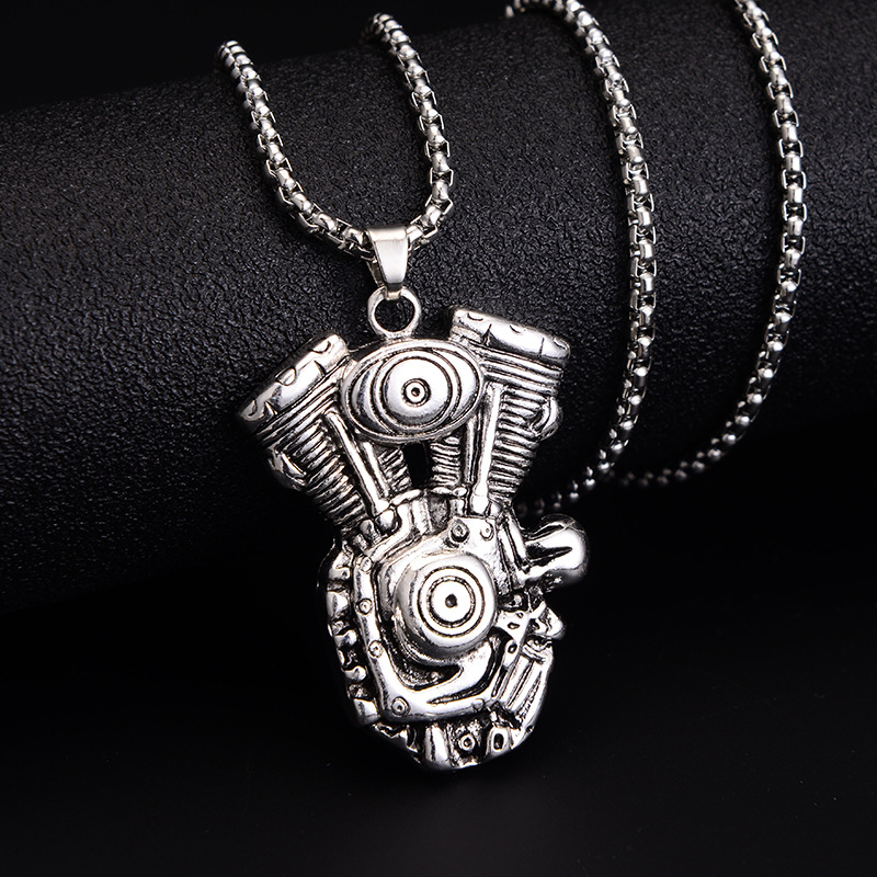 Locomotive Heart Necklace-xxchiefs