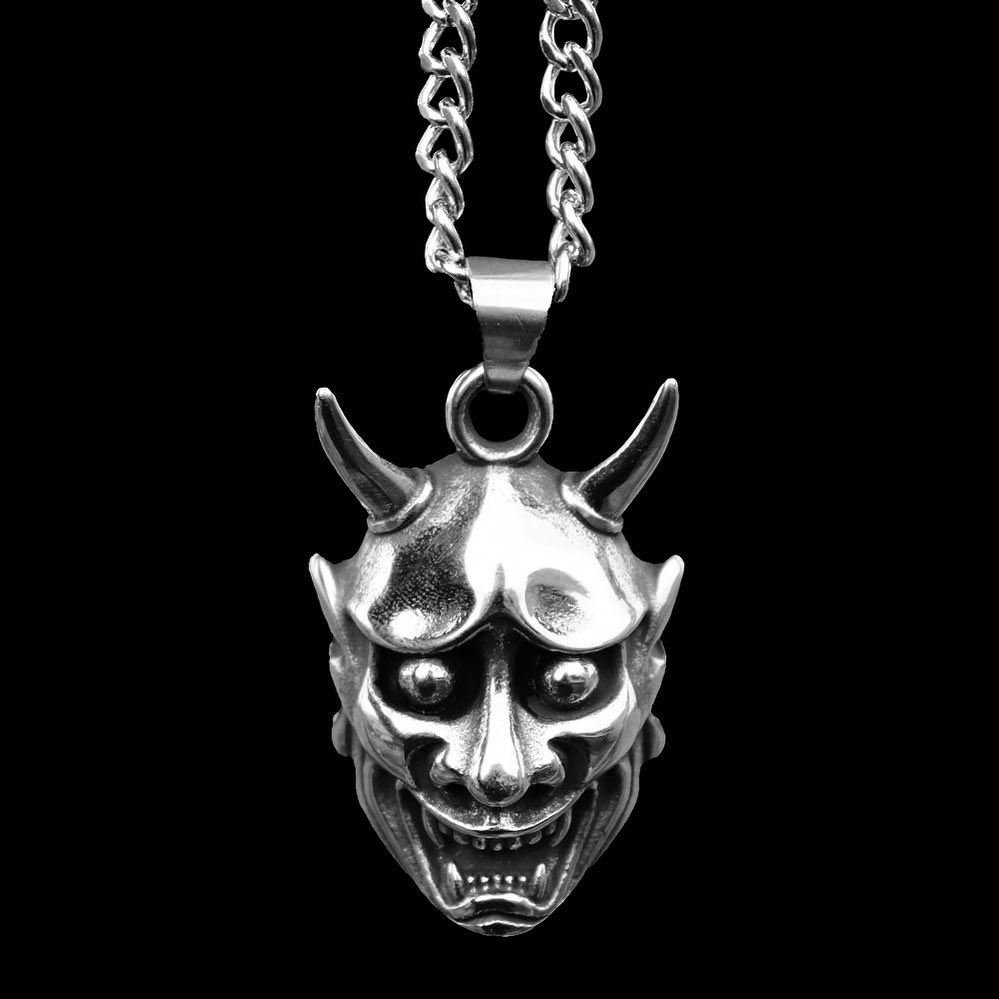 Angry Skull Necklace-xxchiefs