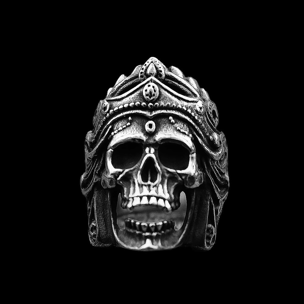 Crown skull ring-xxchiefs