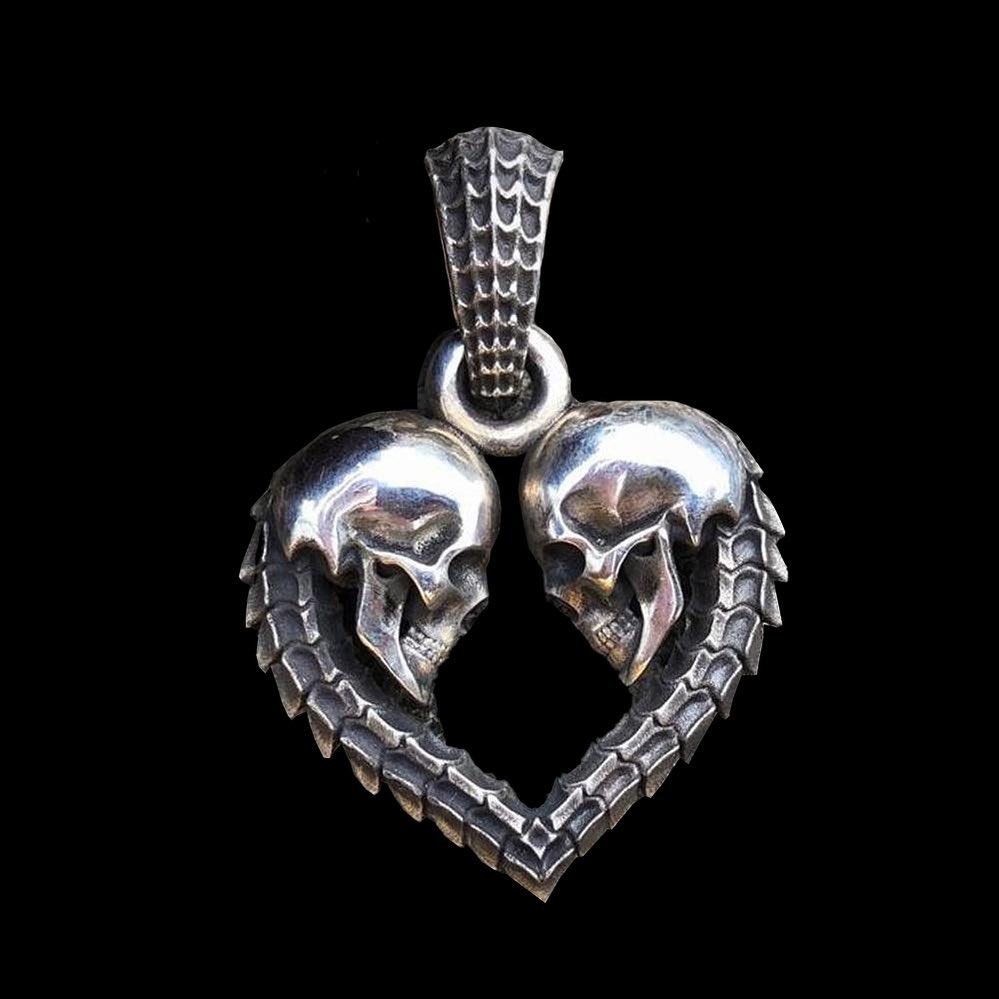 Skull Heart Necklace-xxchiefs