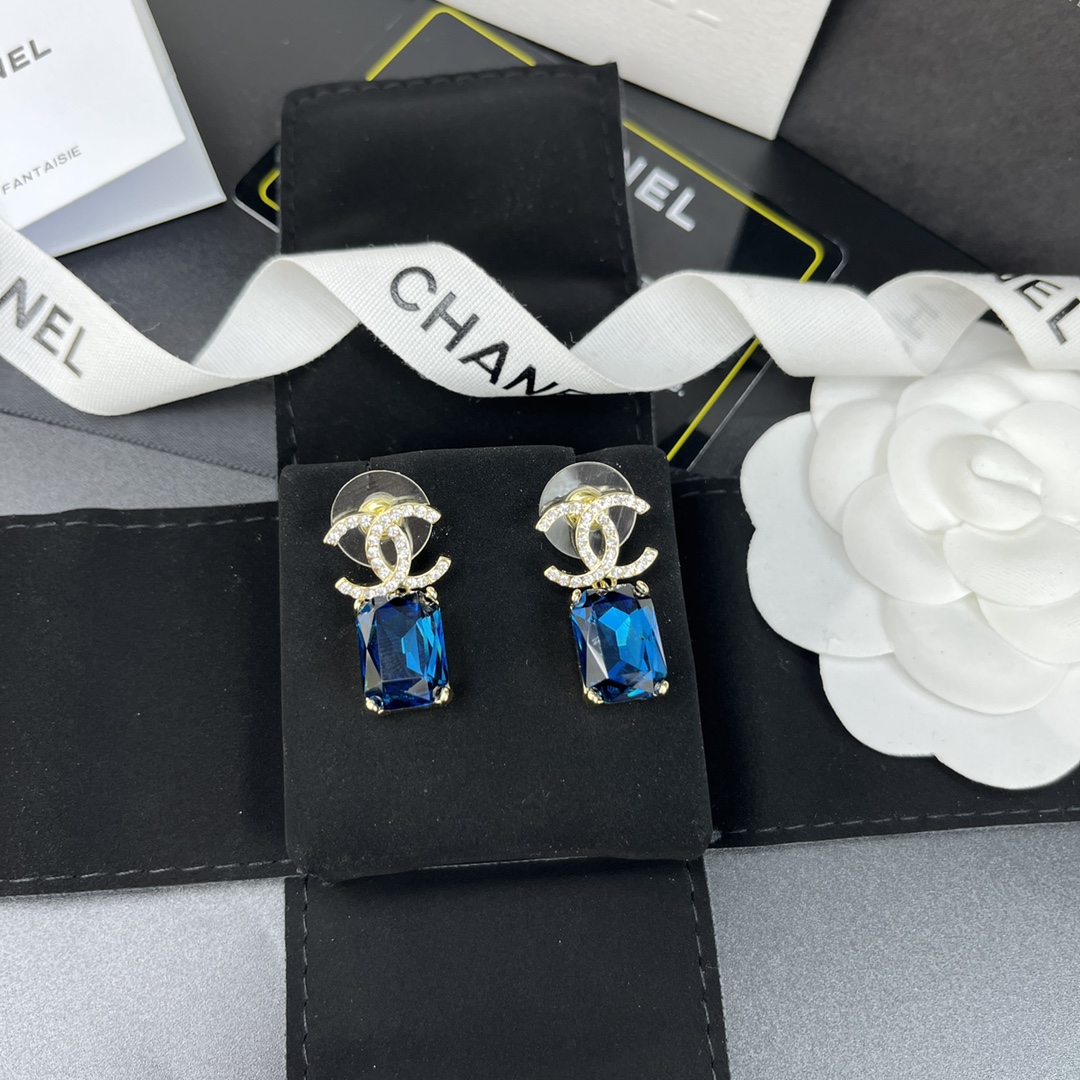Luxurious Gemstone Drop Earrings