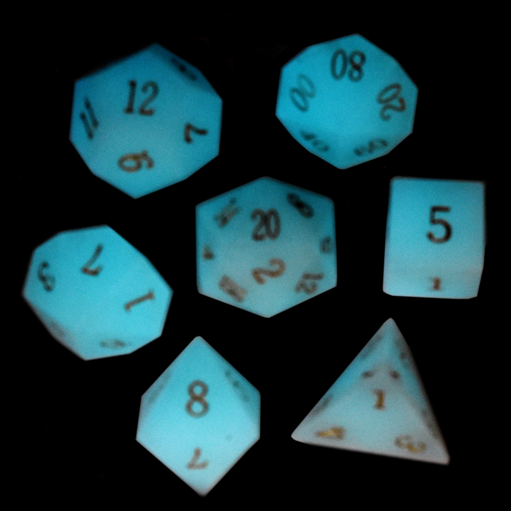 Night-luminescent stone Dice
