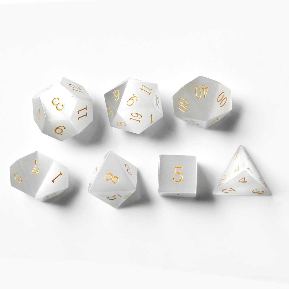White cat's eye Dice