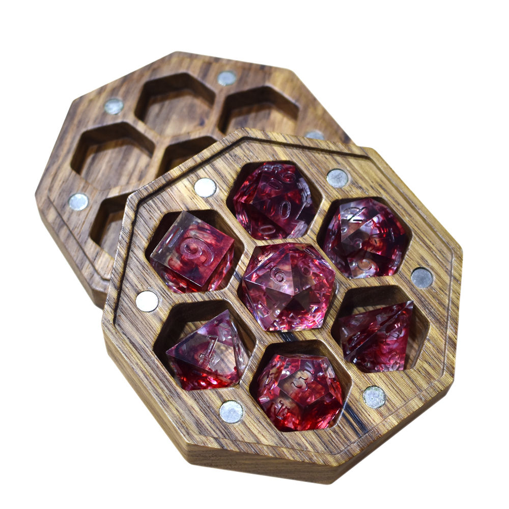 Small Sabah Wooden Magnetic Dice Box