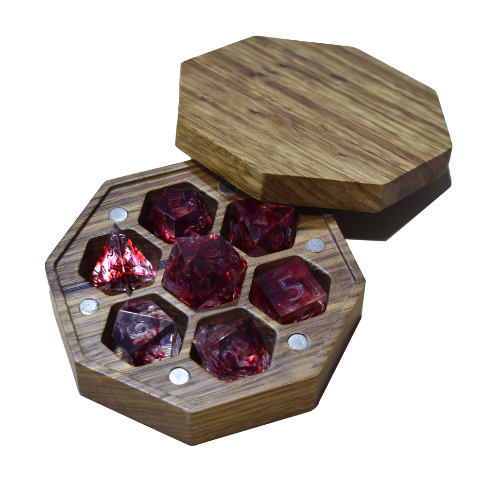 Small Sabah Wooden Magnetic Dice Box