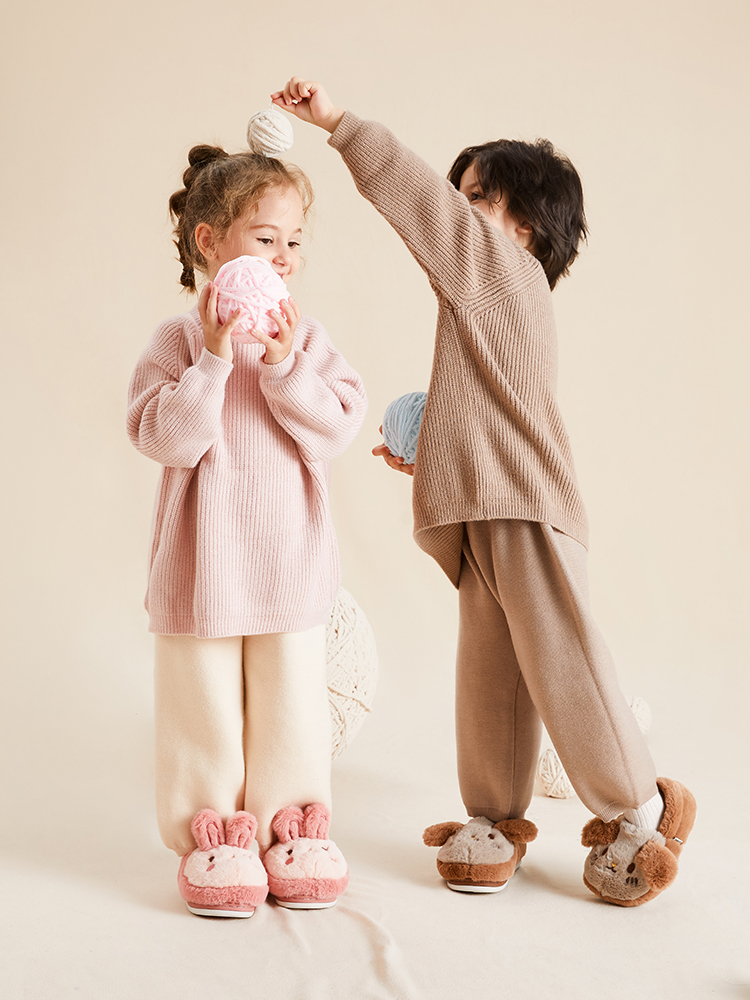 TARANISkids 2022 Winter New Thickened Warm Children's Shoes Indoor