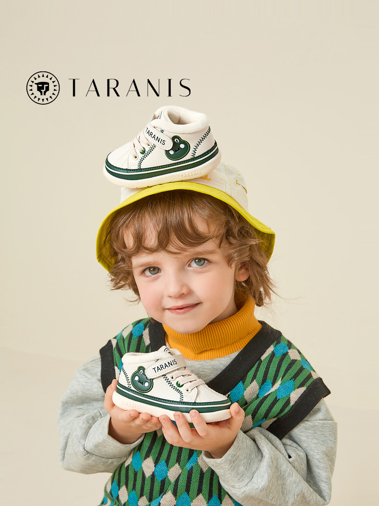 TARANISkids Winter Fleece Soft Bottom Baby Shoes