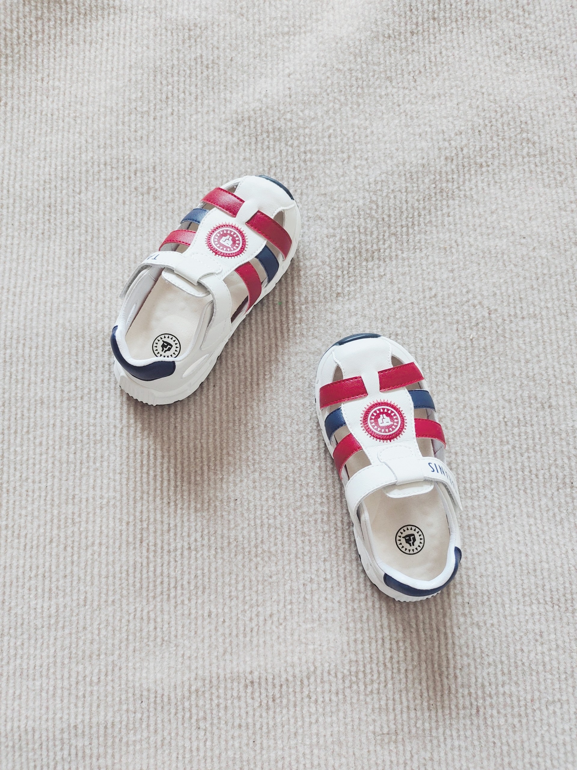 TARANIS Summer sandals baotou baby shoes boys shoes non-slip soft sole toddler shoes for girls