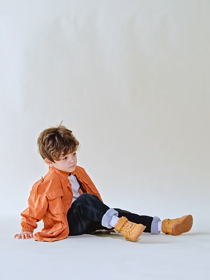 TARANIS Autumn new children's Martin boots boy's leather boots Middle top Velcro ankle boots leather small yellow boots