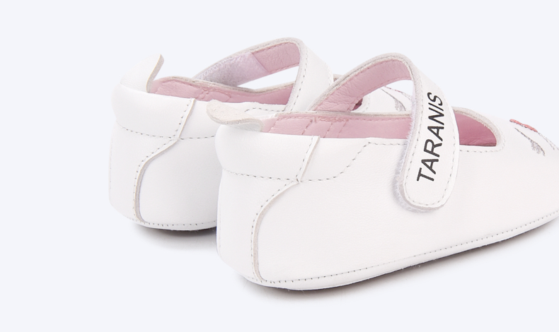 TARANIS Baby leather shoes spring new sheepskin soft soles baby anti-drop shoes cat princess indoor shoes