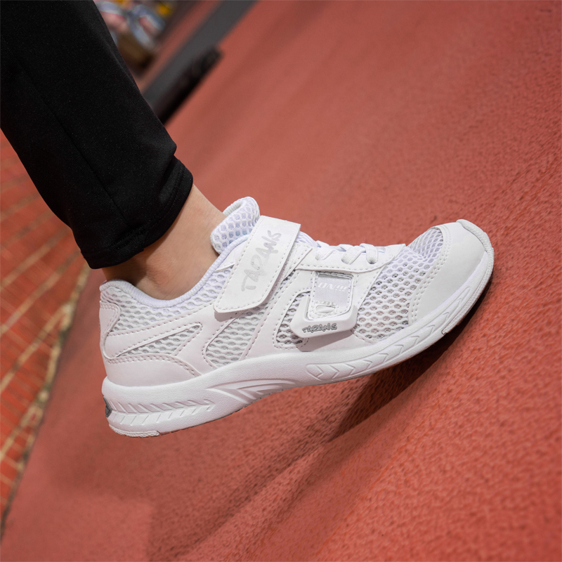 TARANIS Small White Shoes Shock Absorption Breathable Net Surface Non Slip Soft Bottom Basketball Shoes Boys Running Shoes Girls Sports Shoes
