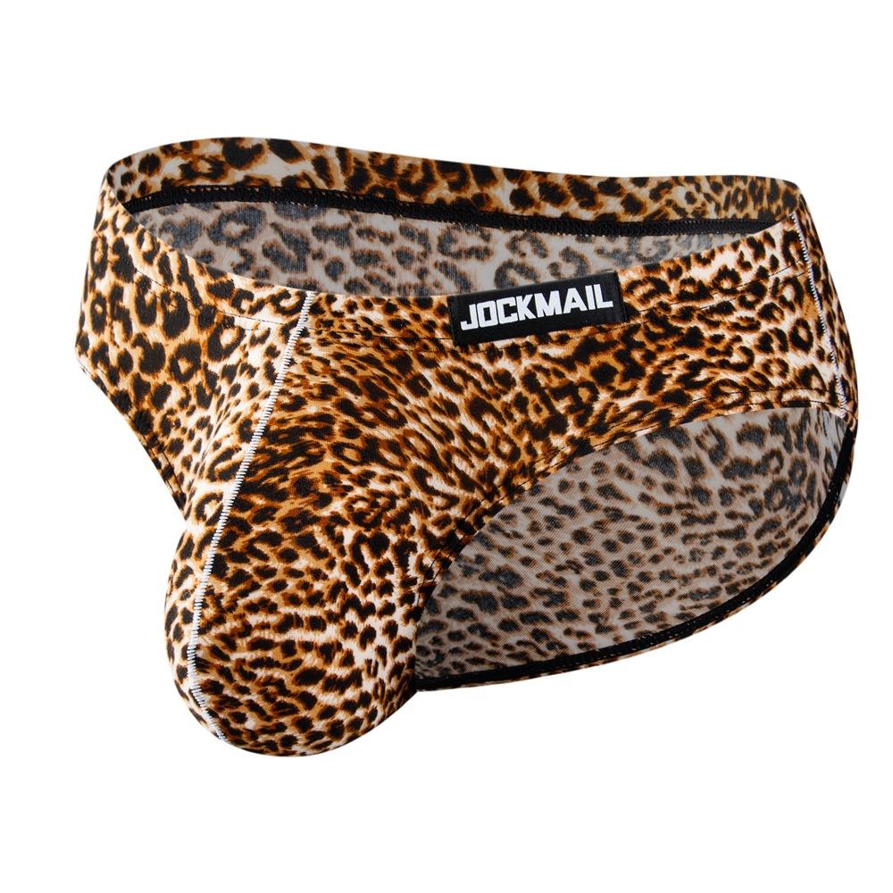 Men's leopard print comfortable briefs
