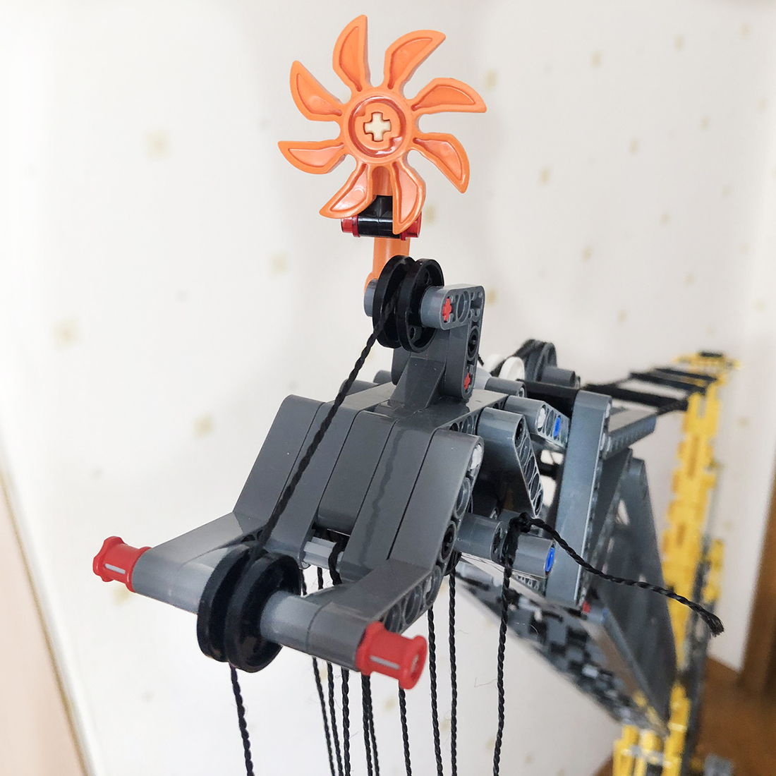 3927Pcs Crane Bricks Building Block Set With 10 Motors