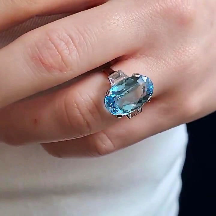 4ct Three-Stone Oval Cut Aquamarine Sapphire Engagement Ring