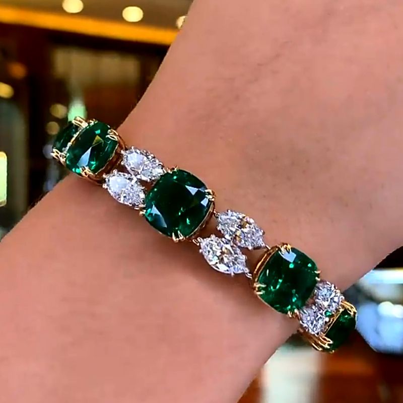 44.66ct Gold Double Cushion Cut & Marquise Cut Bracelet