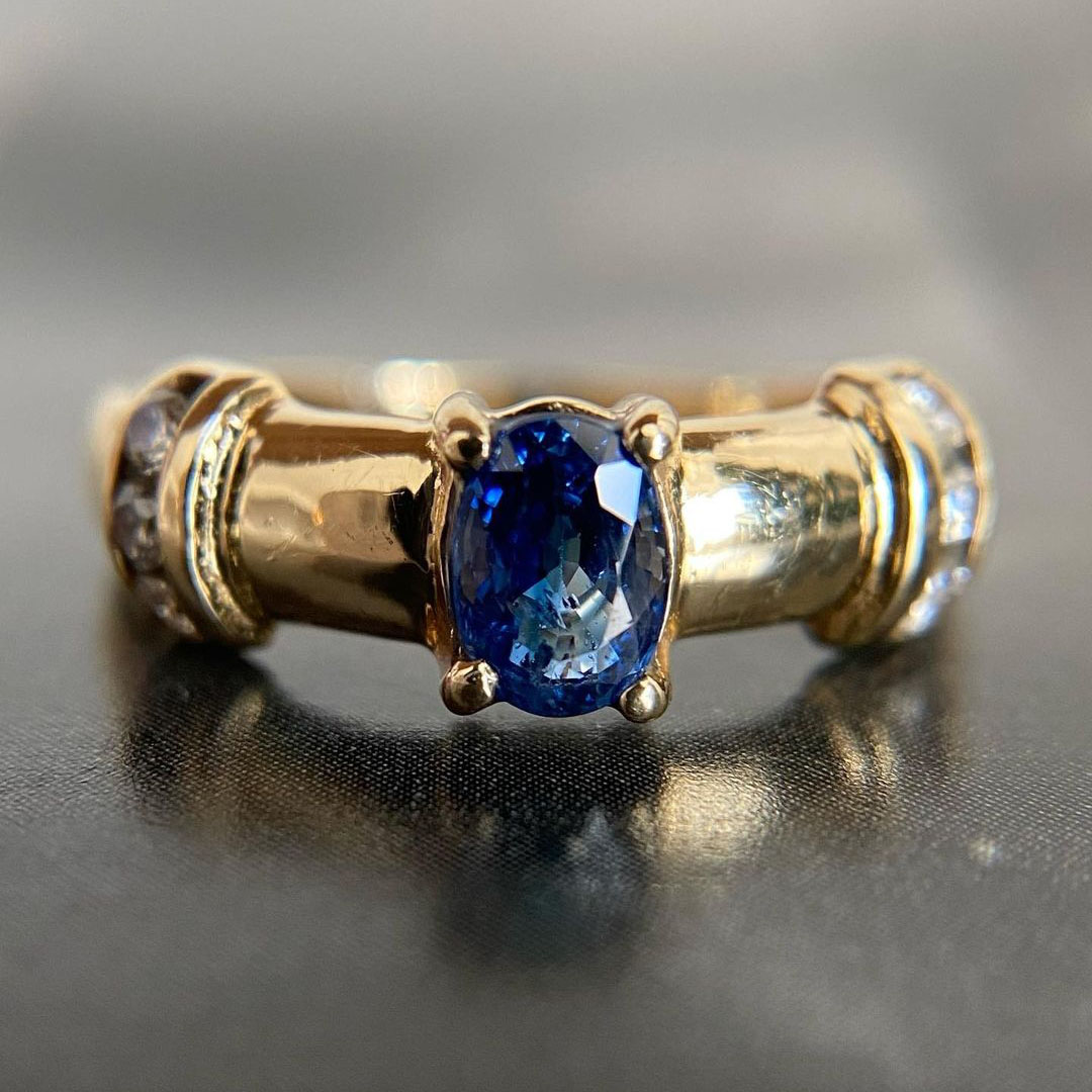 1ct Oval Cut Blue Sapphire Engagement Ring