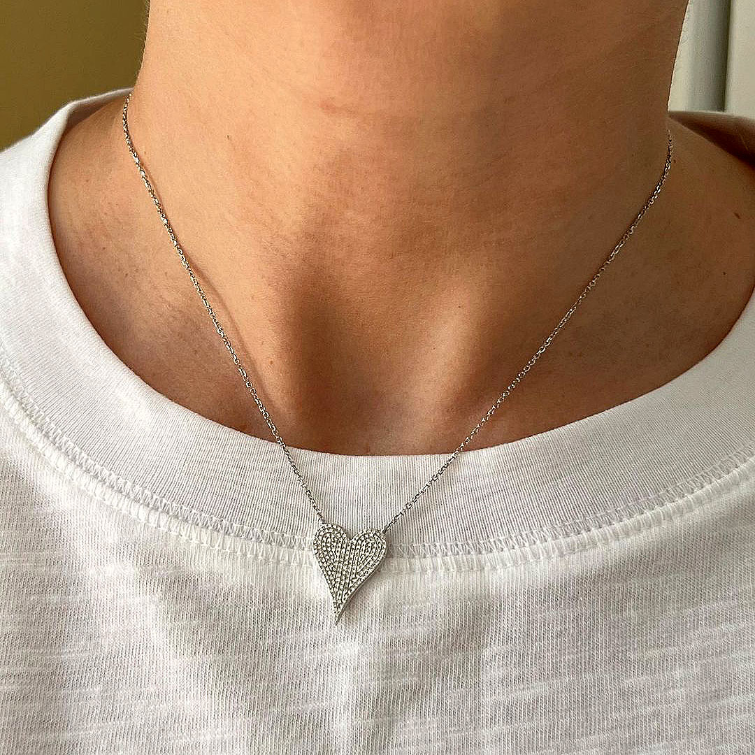 Love Heart Round Cut White Sapphire Pendant Necklace