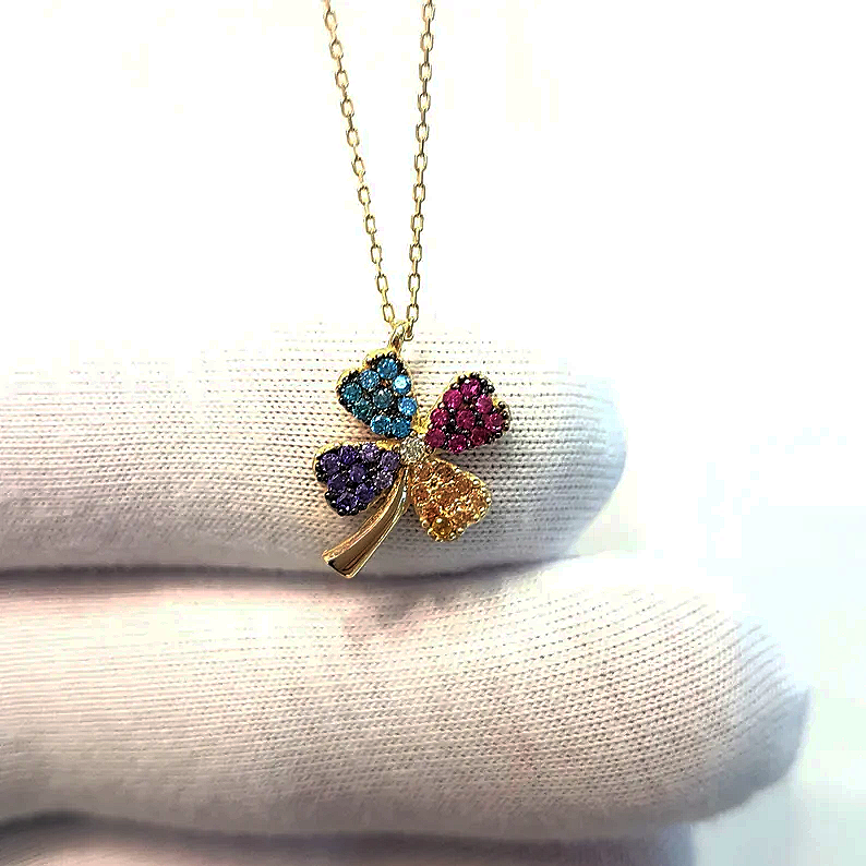 Round Cut Colorful Leaf Clover Sapphire Pendant Necklace