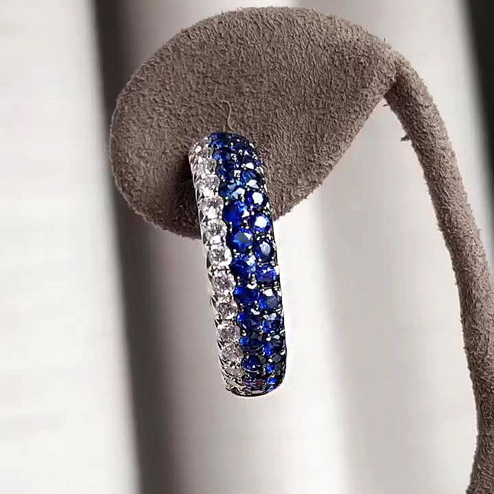 Round Cut White&Blue Sapphire Hoop Earrings