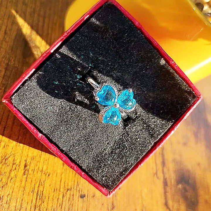 3.25ct Leaf Clover Aquamarine Sapphire Engagement Ring