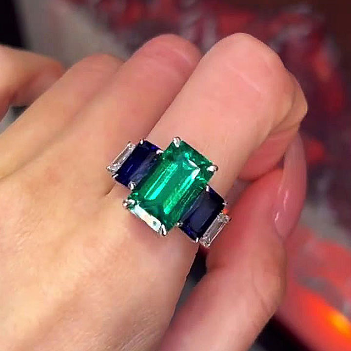 5.5ct Seven-stone Emerald Sapphire Ring