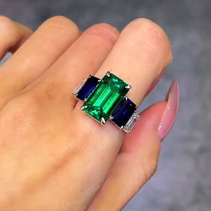 5.5ct Seven-stone Emerald Sapphire Ring