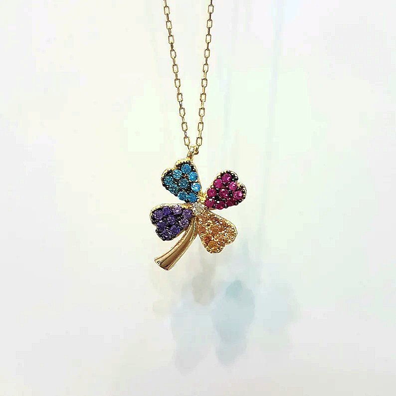 Round Cut Colorful Leaf Clover Sapphire Pendant Necklace