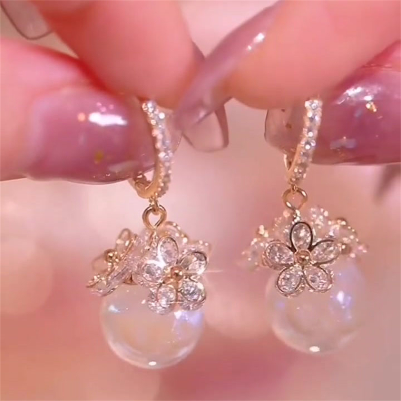 Pearl Flower Diamond Round Cut Earrings