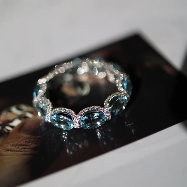 3.95ct Oval Cut Aquamarine Sapphire Eternity Wedding Band