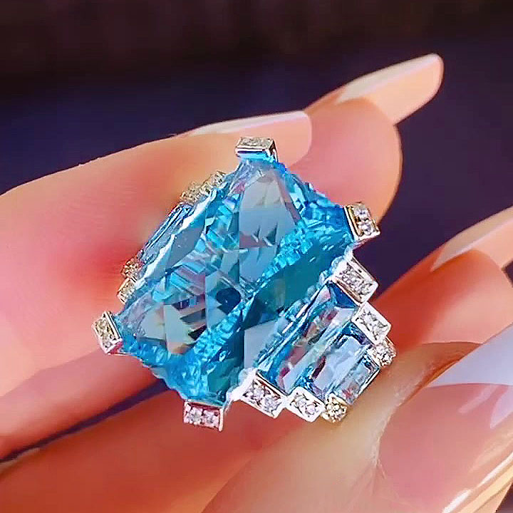 7ct Radiant Cut Aquamarine Sapphire Engagement Ring