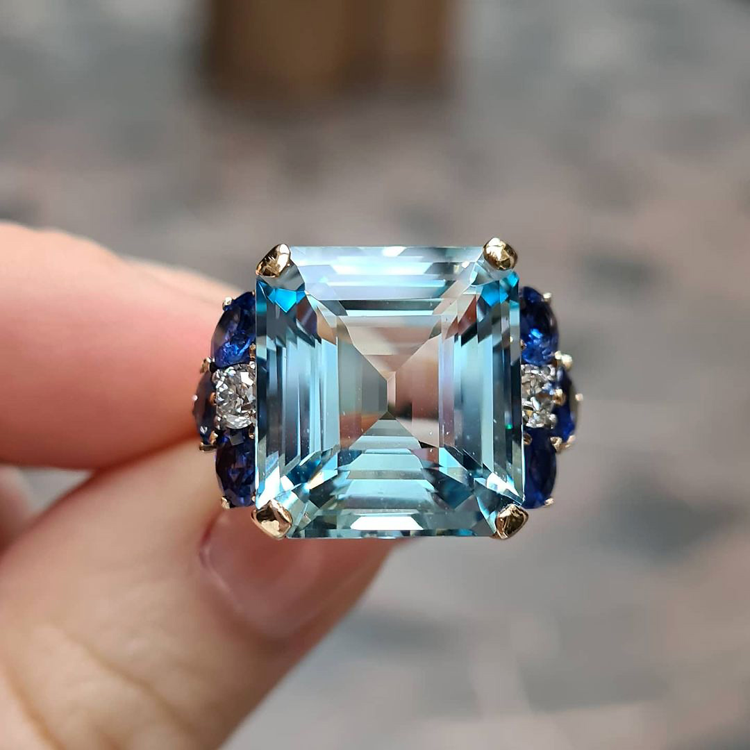 8ct Emerald Cut Aquamarine Sapphire Engagement Ring